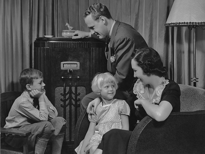 Canadians continuing to connect with radio at home