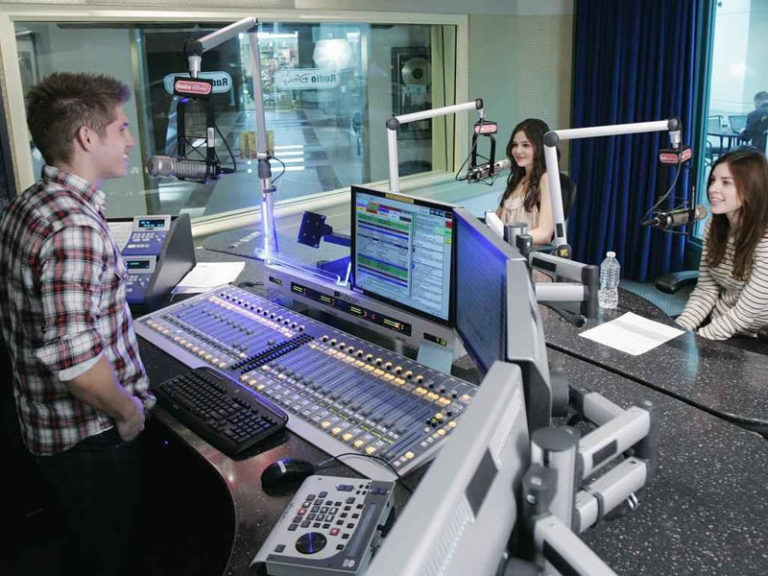 Corus Radio launched Feel Good Winnipeg Peggy @ 99.1 (CJGV-FM) on Christmas Day