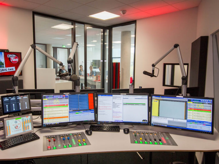 BNN Bloomberg has announced the launch of BNN Bloomberg Radio, which Bell Media is billing as Canada’s first business news radio station