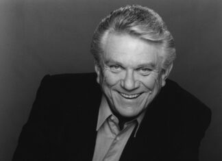 ‘Canada’s Country Gentleman’ Tommy Hunter passes away at 89