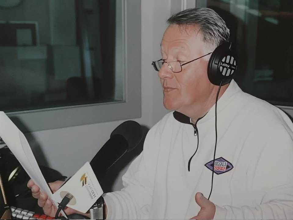 Archival portrait of former CBC News anchor and CJET radio broadcaster Stu Paterson